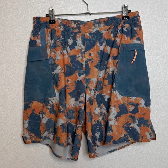 Lululemon Water-Repellent Hiking Short 8" Blue Orange Camo M - Picture 2 of 6